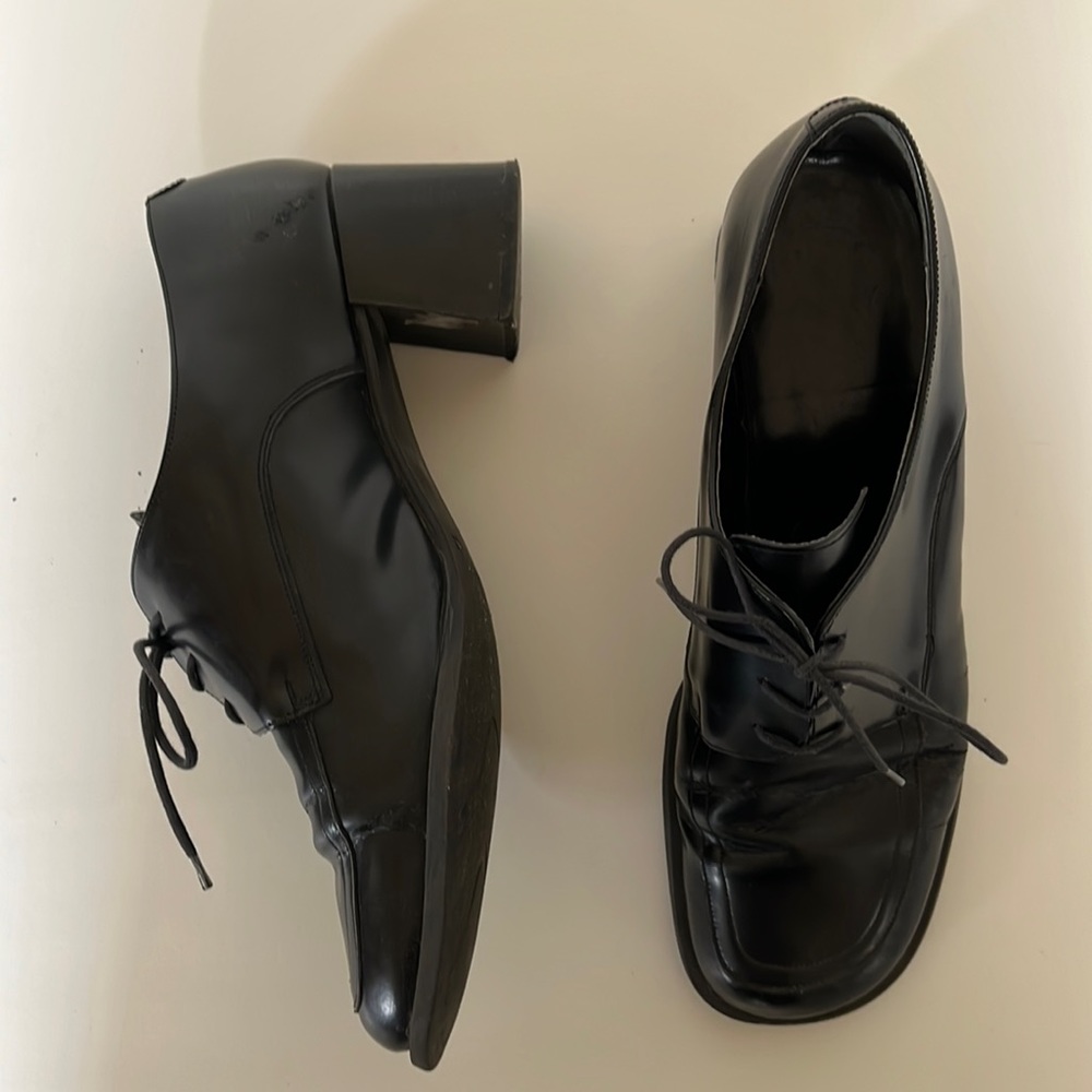 Vintage Sz 12 heeled loafers